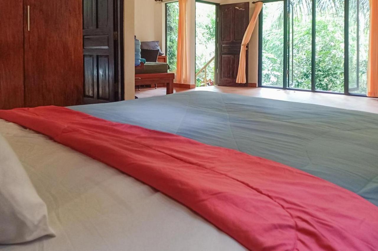 Shanti Toya Ashram Mambat Extérieur photo